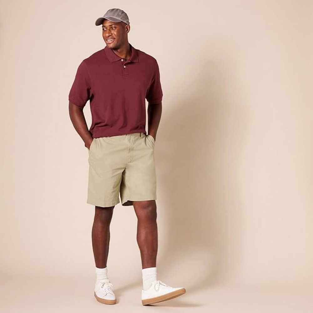 NWT AMAZON ESSENTIALS MEN'S CLASSIC-FIT 9" FLAT FRONT SHORTS KHAKI‎ 32